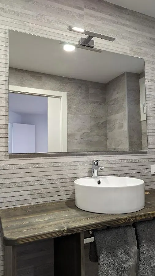 Hydros Apartment Ripoll Spain