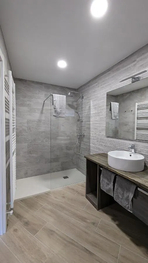 Hydros Apartment Ripoll