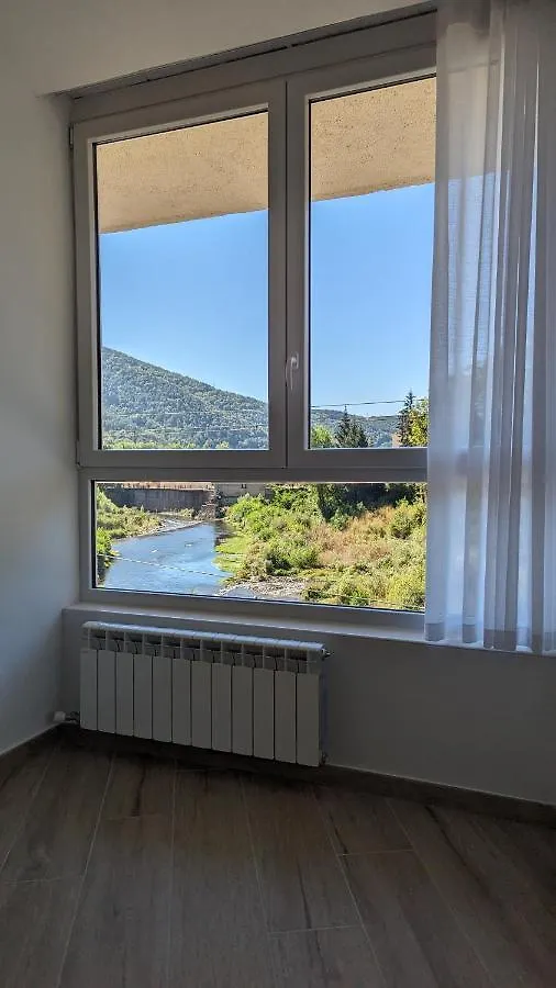 Hydros Apartment Ripoll
