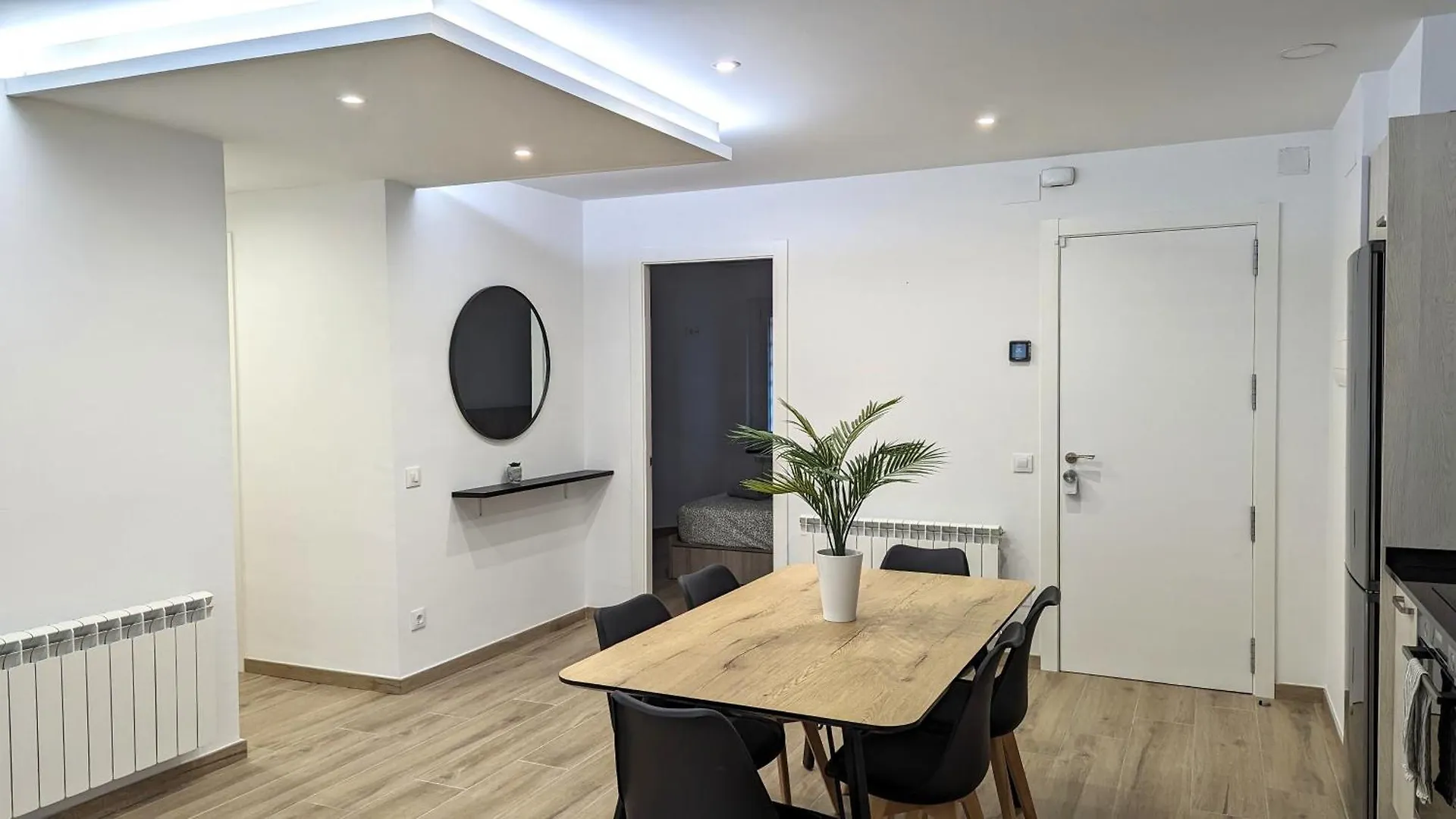 Hydros Apartment Ripoll
